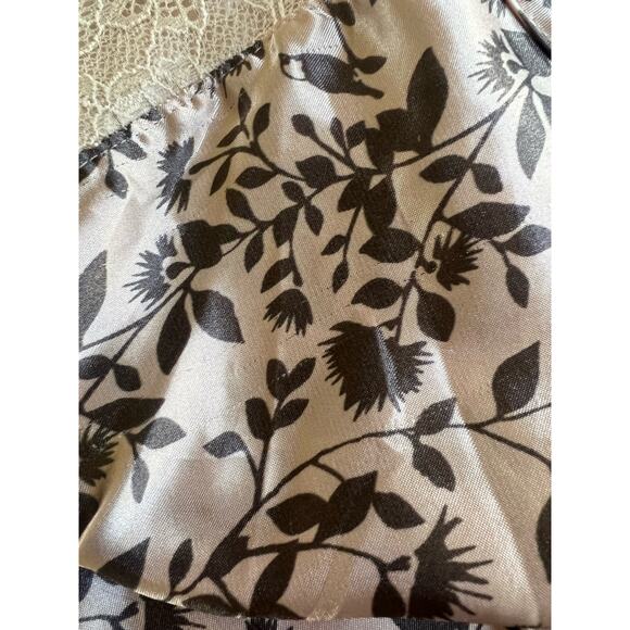 Secrets Soft Pink Mini Dress With Grayish Brown Floral Print - Picture 4 of 4